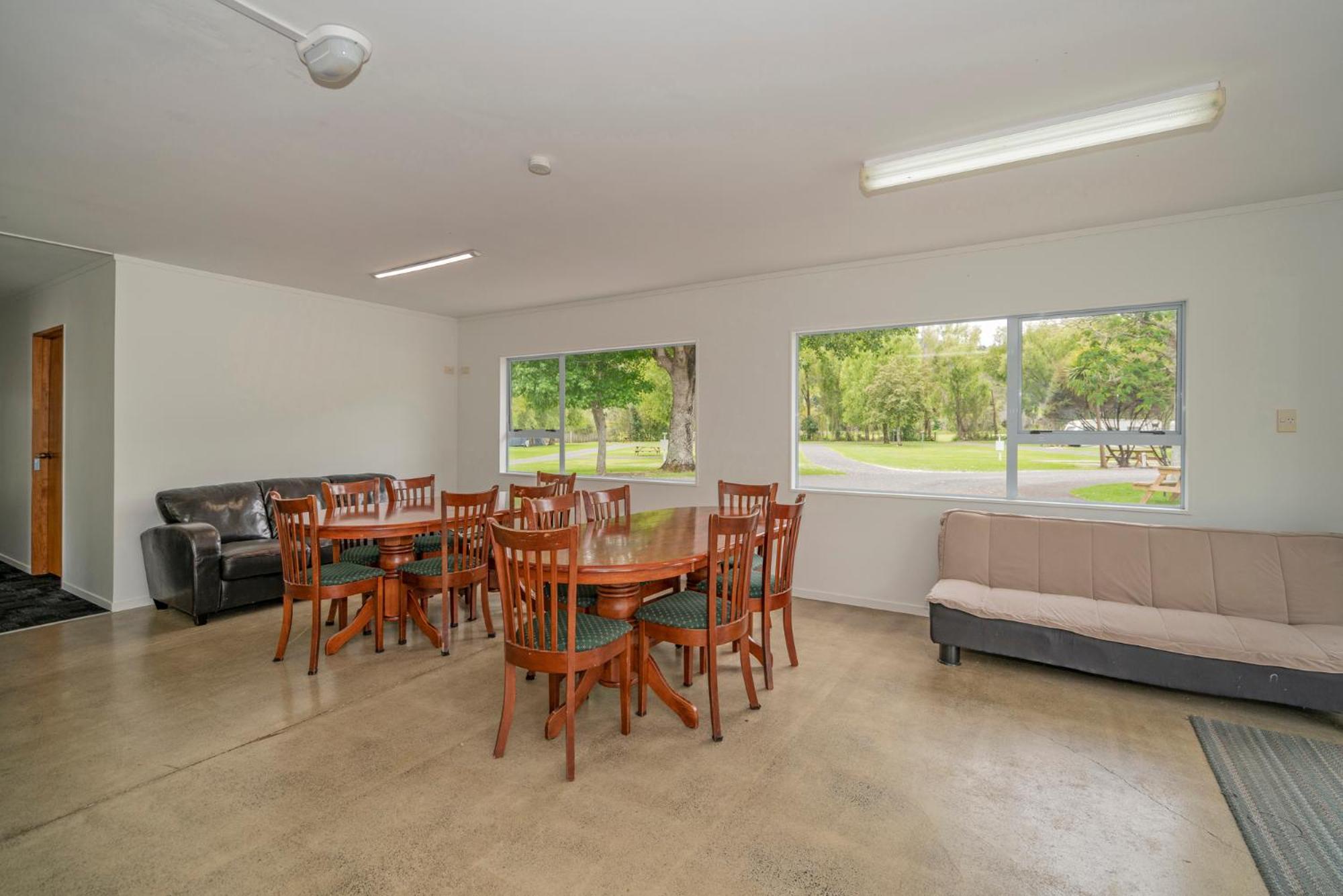 Coromandel Shelly Beach Top 10 Holiday Park Exterior photo