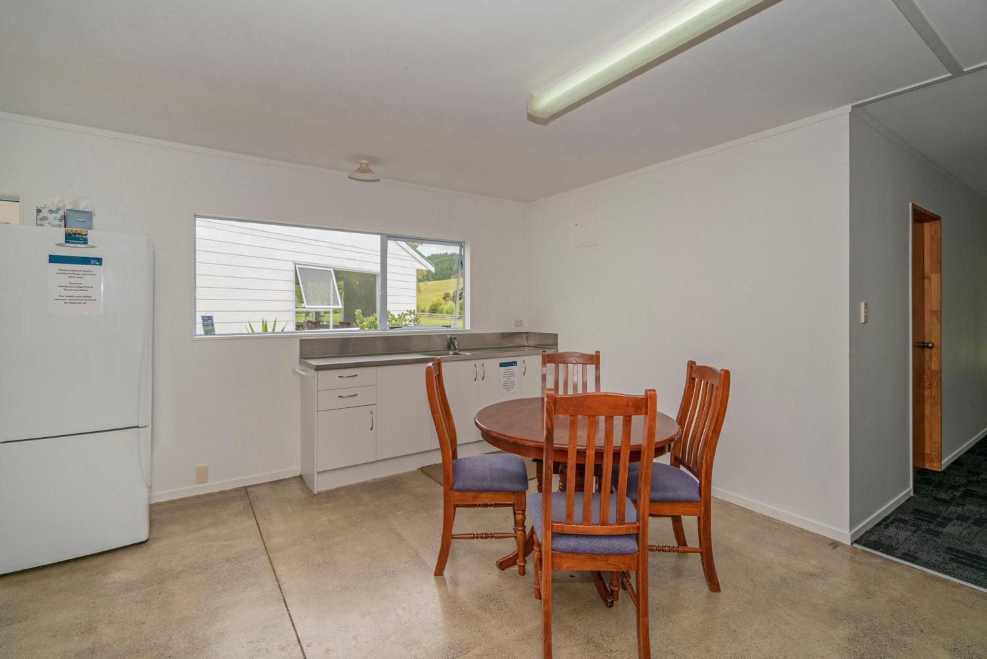 Coromandel Shelly Beach Top 10 Holiday Park Exterior photo
