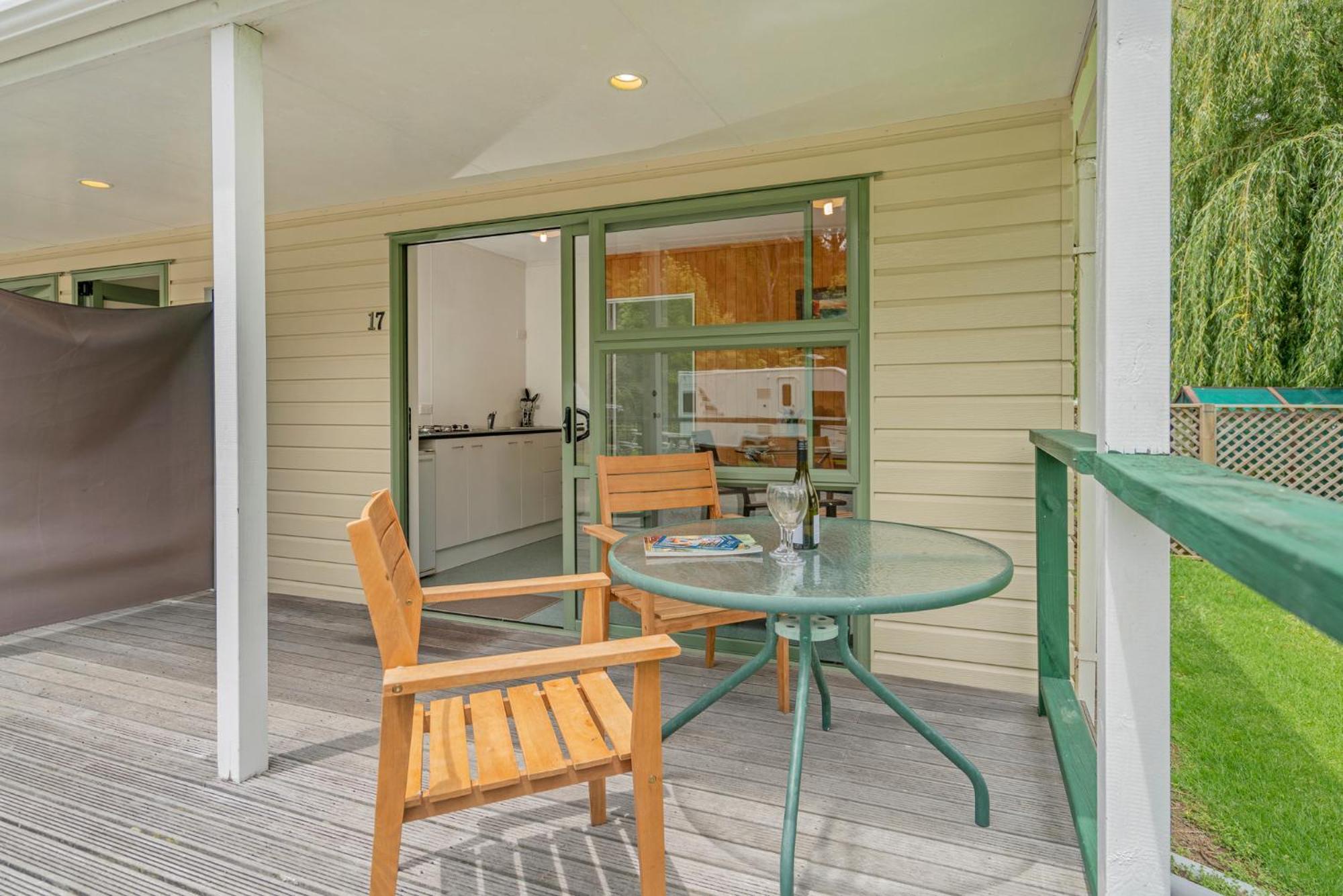 Coromandel Shelly Beach Top 10 Holiday Park Room photo