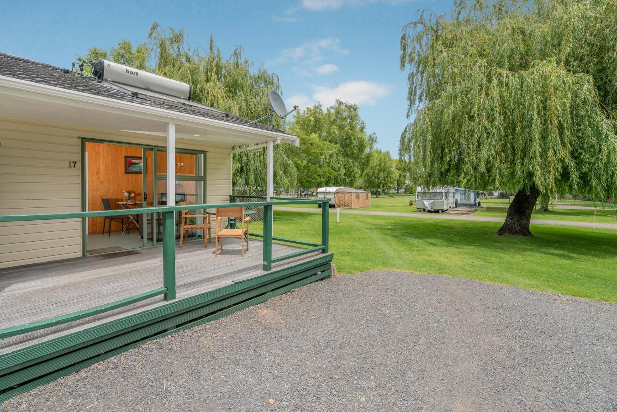 Coromandel Shelly Beach Top 10 Holiday Park Room photo