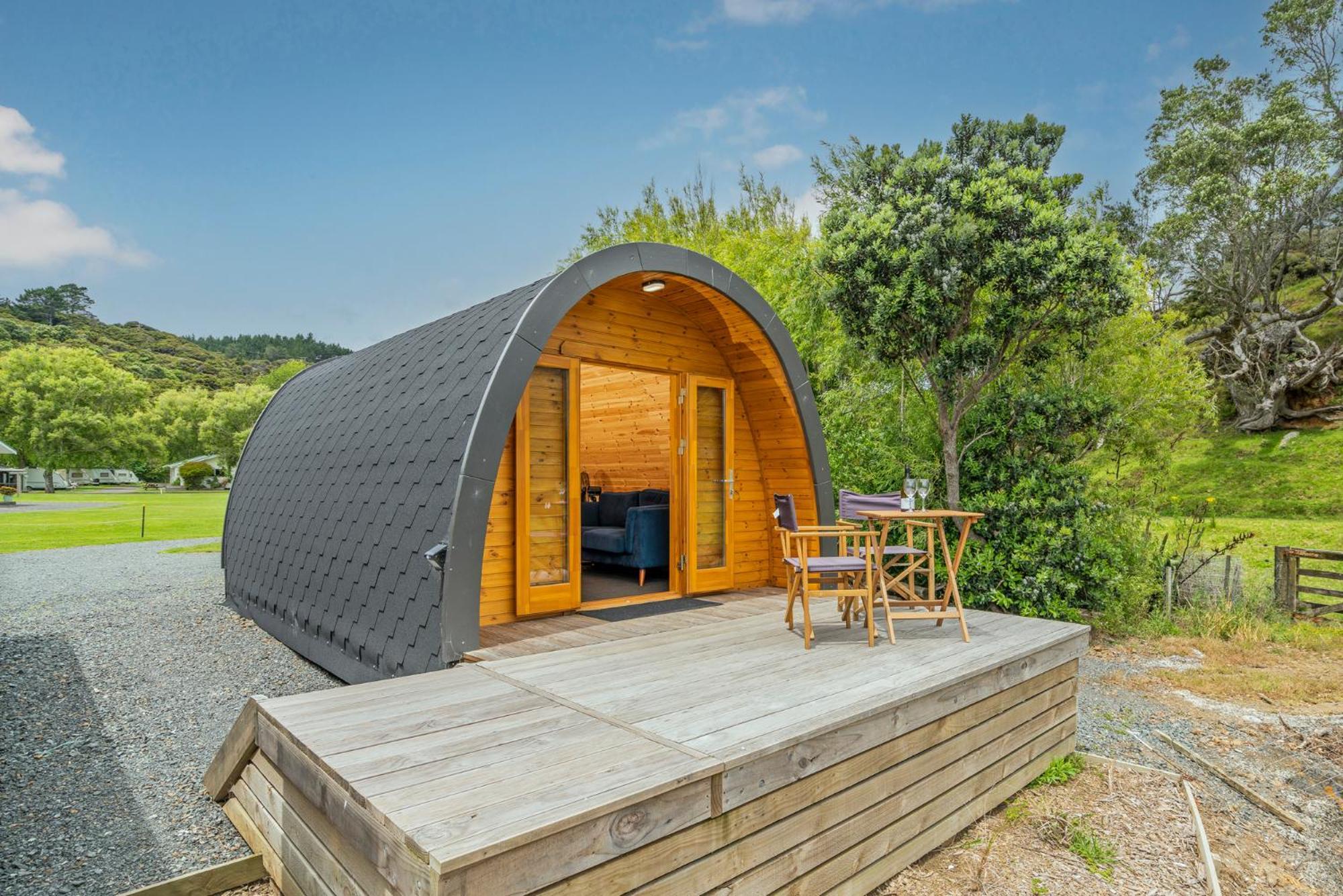 Coromandel Shelly Beach Top 10 Holiday Park Room photo