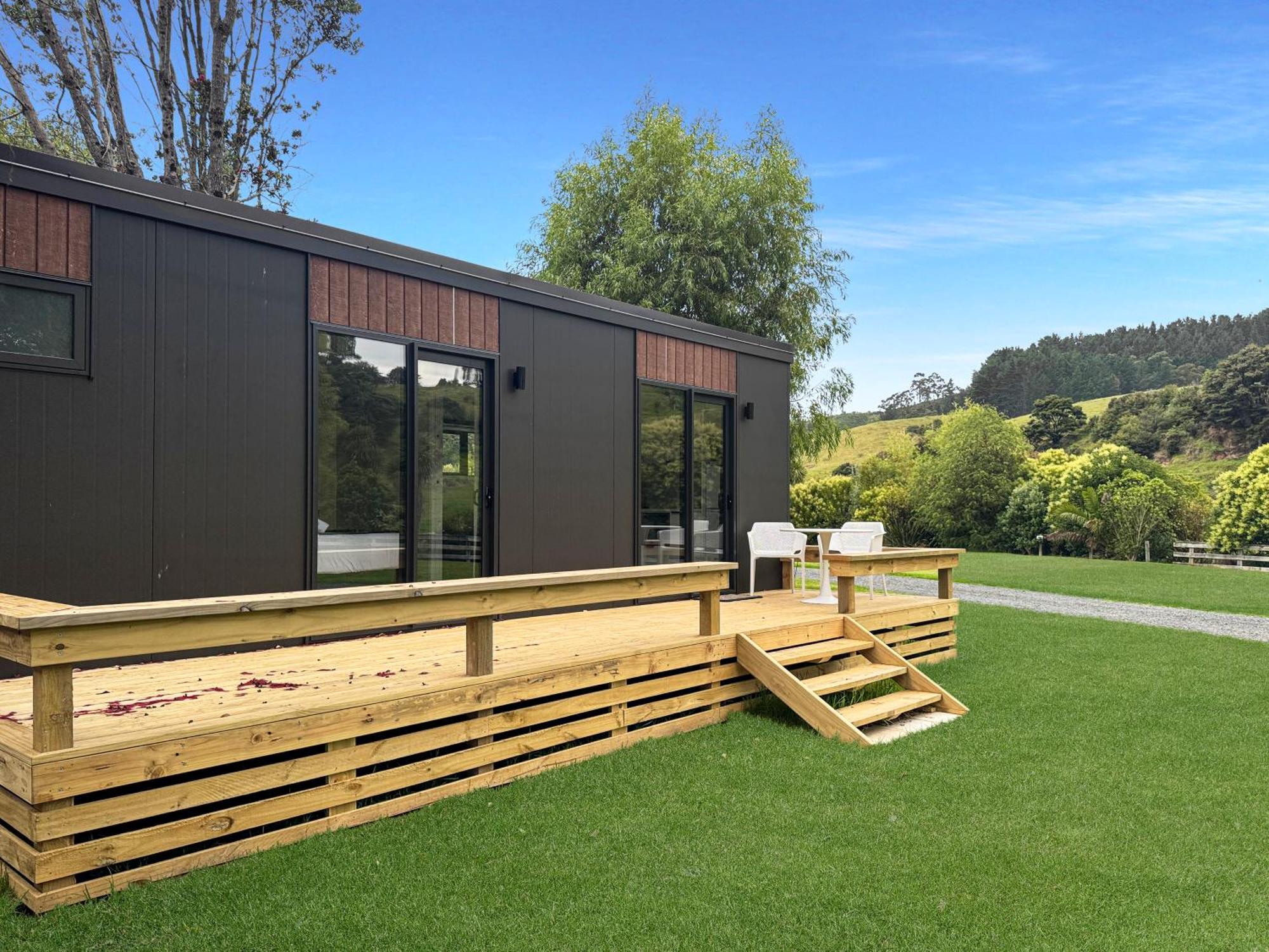 Coromandel Shelly Beach Top 10 Holiday Park Exterior photo