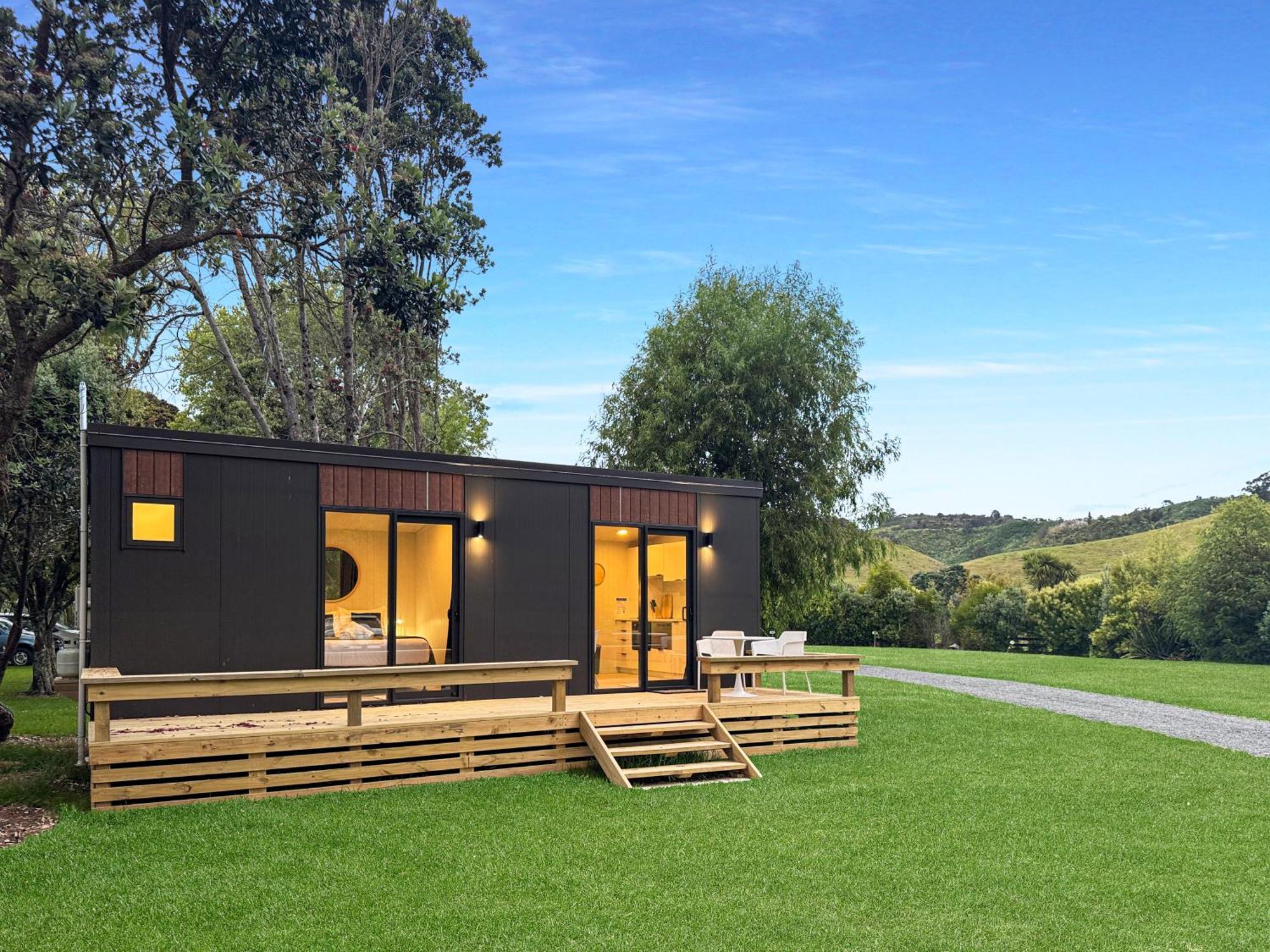 Coromandel Shelly Beach Top 10 Holiday Park Exterior photo
